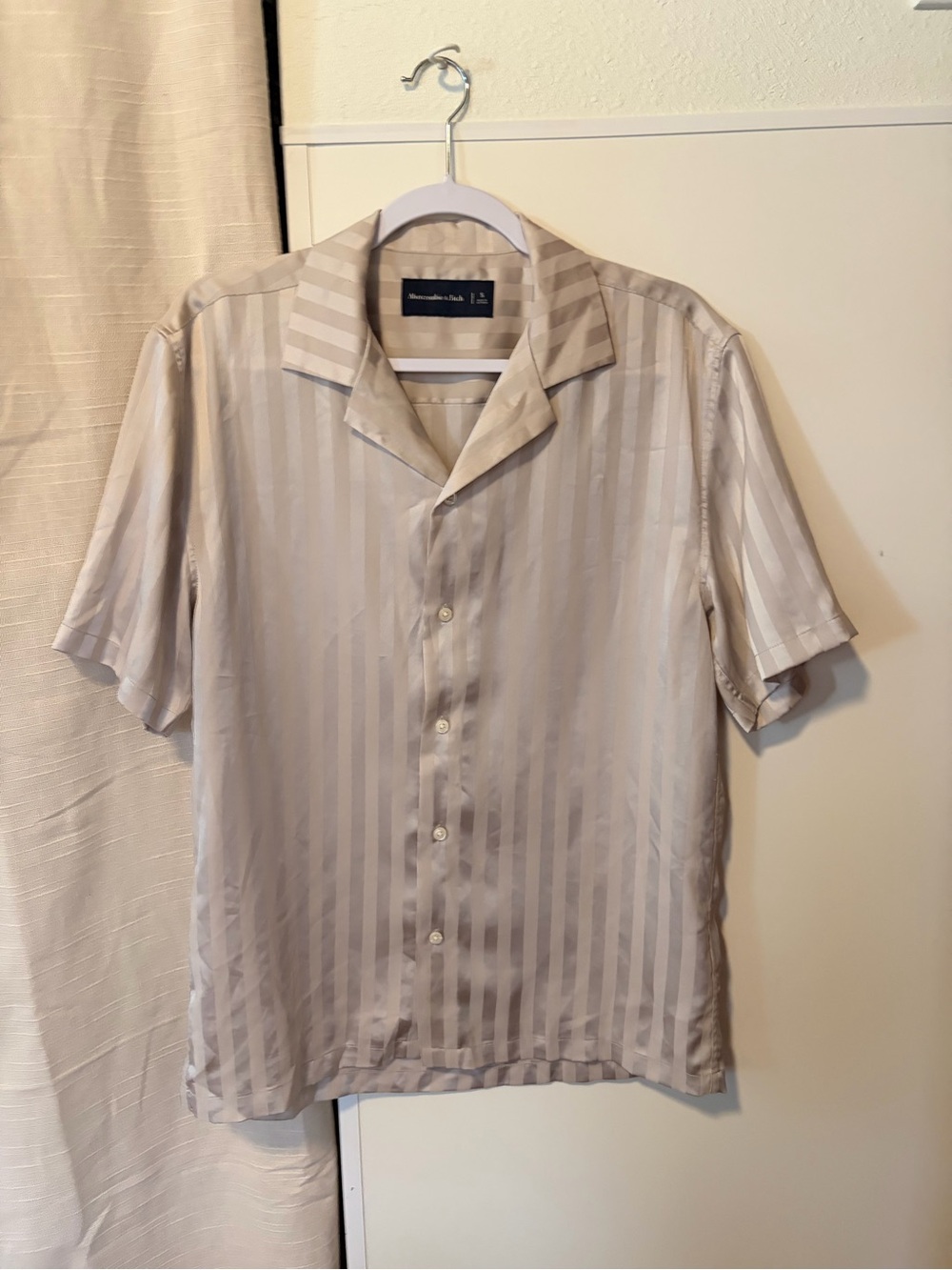 Abercrombie & Fitch Beige Striped Short-Sleeve Button Shirt